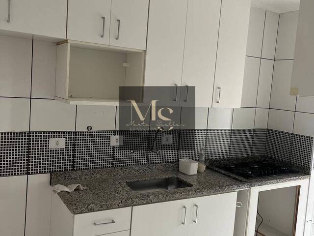 #95 - Apartamento para Venda em Taboão da Serra - SP